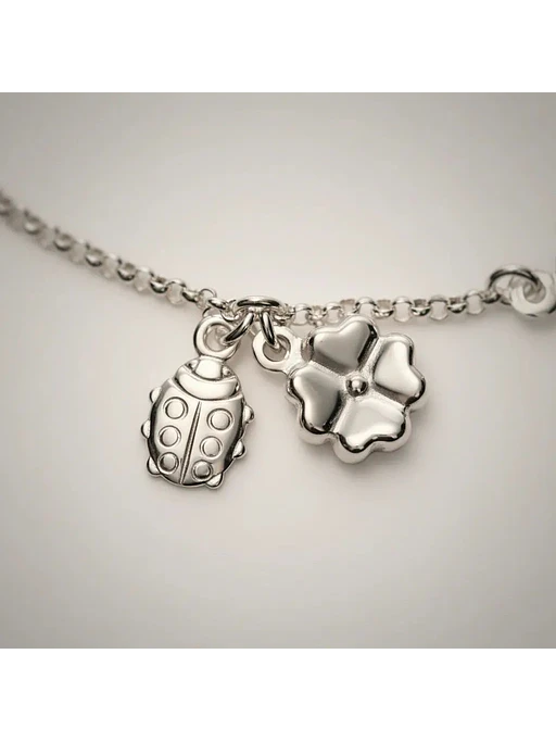 Pulsera Con Dijes De Mariquita Y Trébol De La Suerte Plata 3