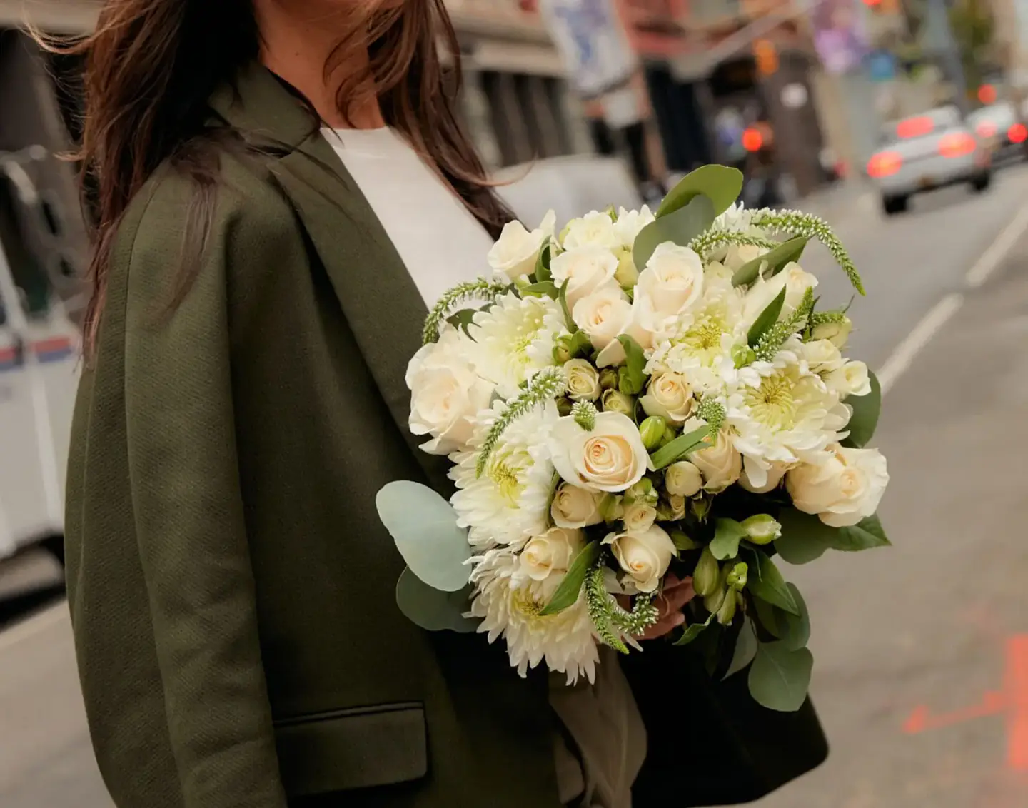 RAMO ROSAS BLANCAS 4