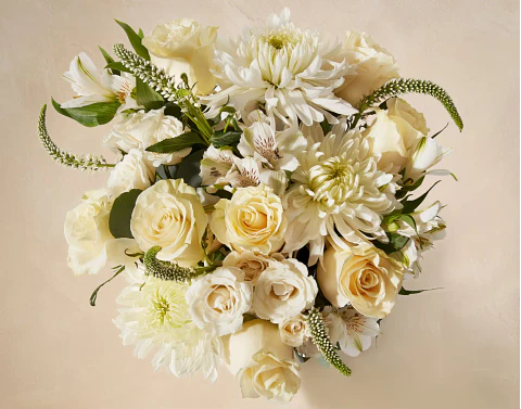 RAMO ROSAS BLANCAS