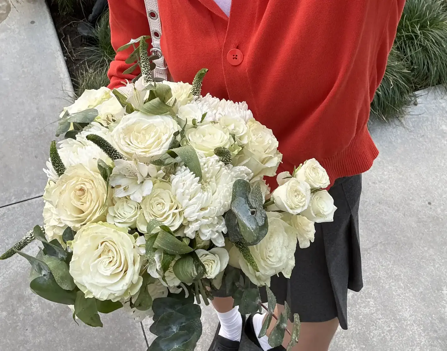RAMO ROSAS BLANCAS 5