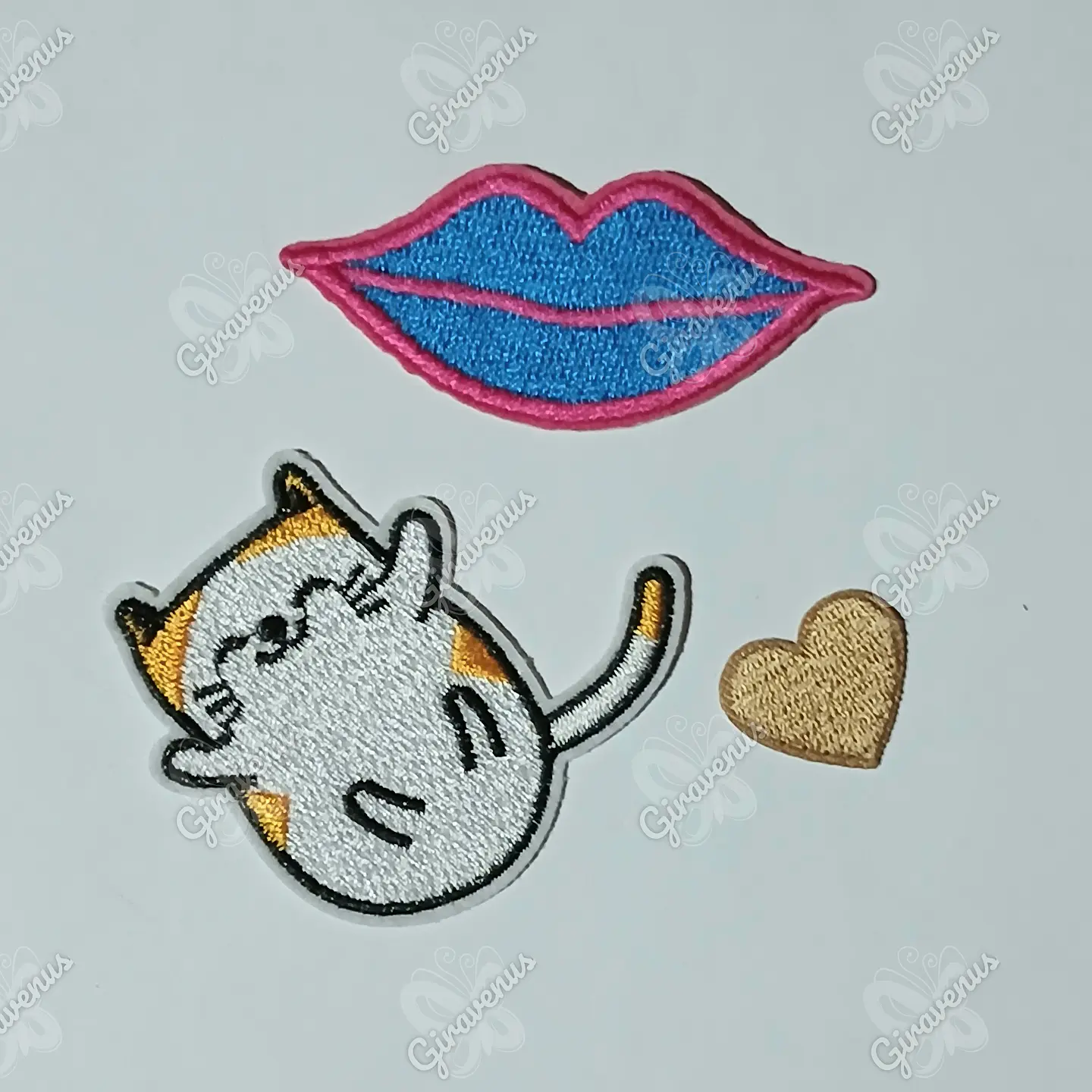 Parches Para Ropa - Gatito, Beso & Corazón - 3 Unidades  1