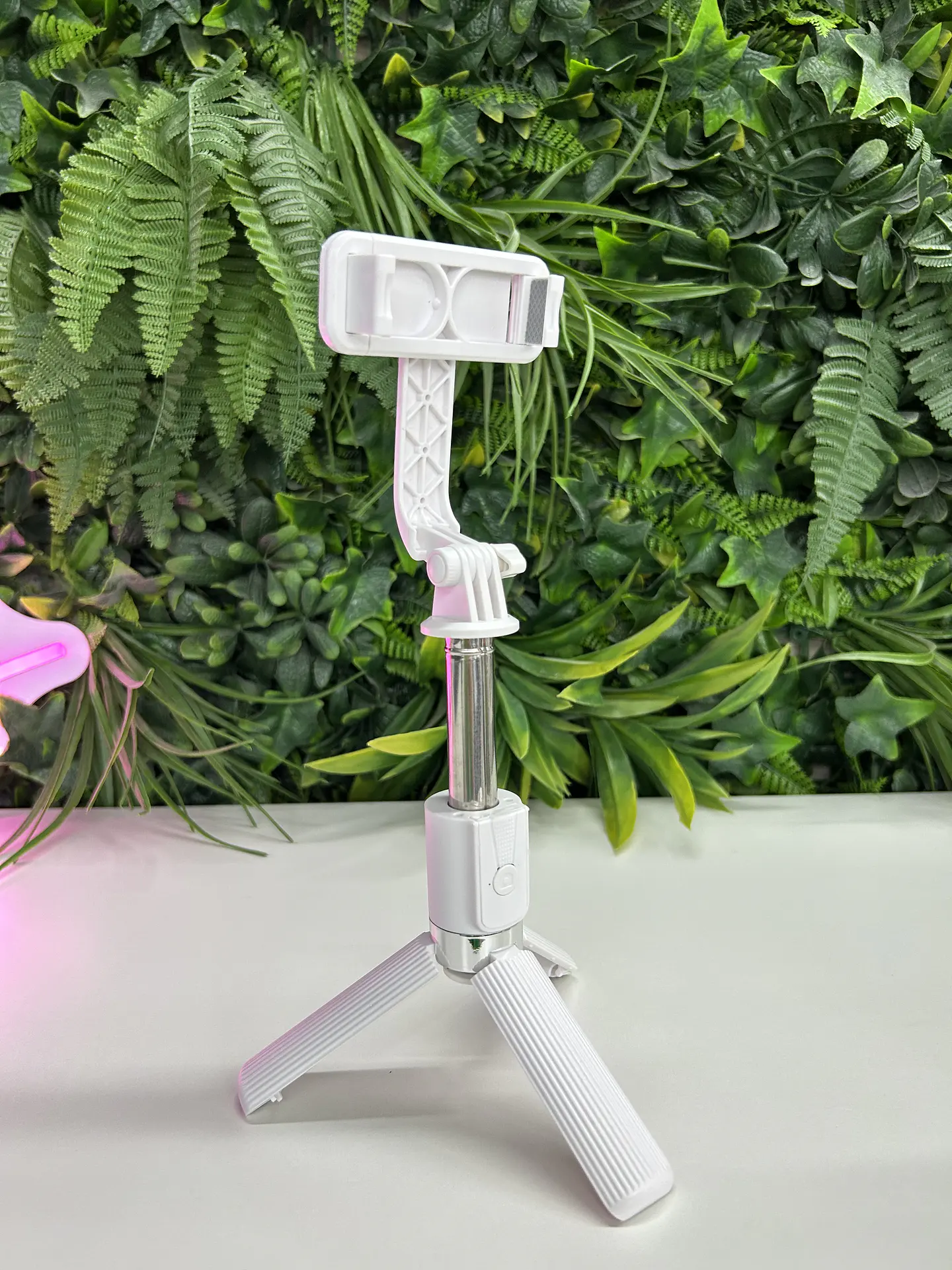 TRÍPODE DE MESA  CON CONTROL REMOTO (bluetooth) 2