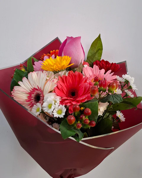 Alegría Floral Vibrante | RAM-073