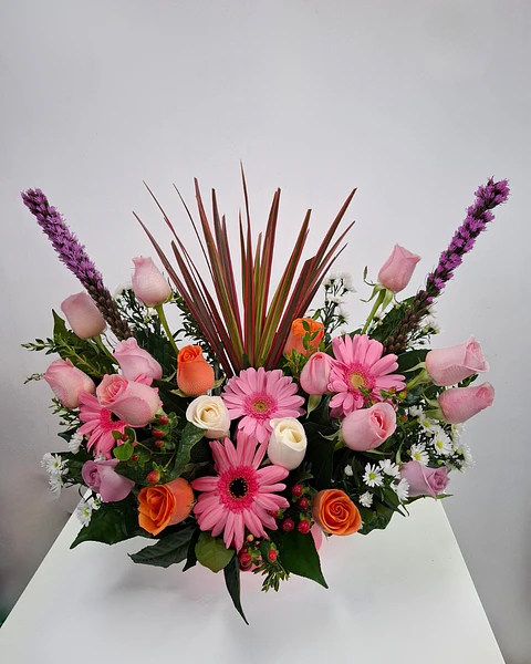 Alegría Floral en Cerámica | BCG-043