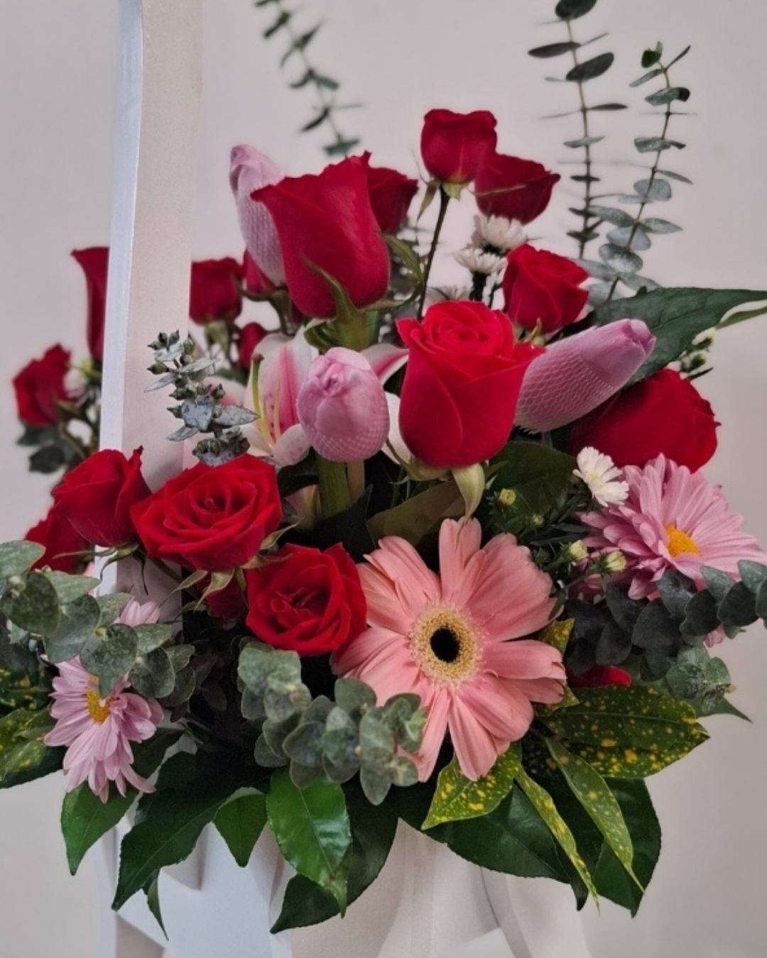 Jirafa Floral con Rosas | PRS-766 3
