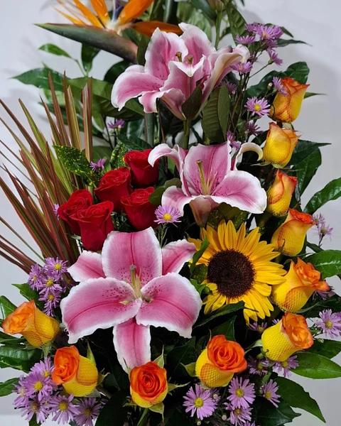 Alegría Tropical con Flores | BMA-038