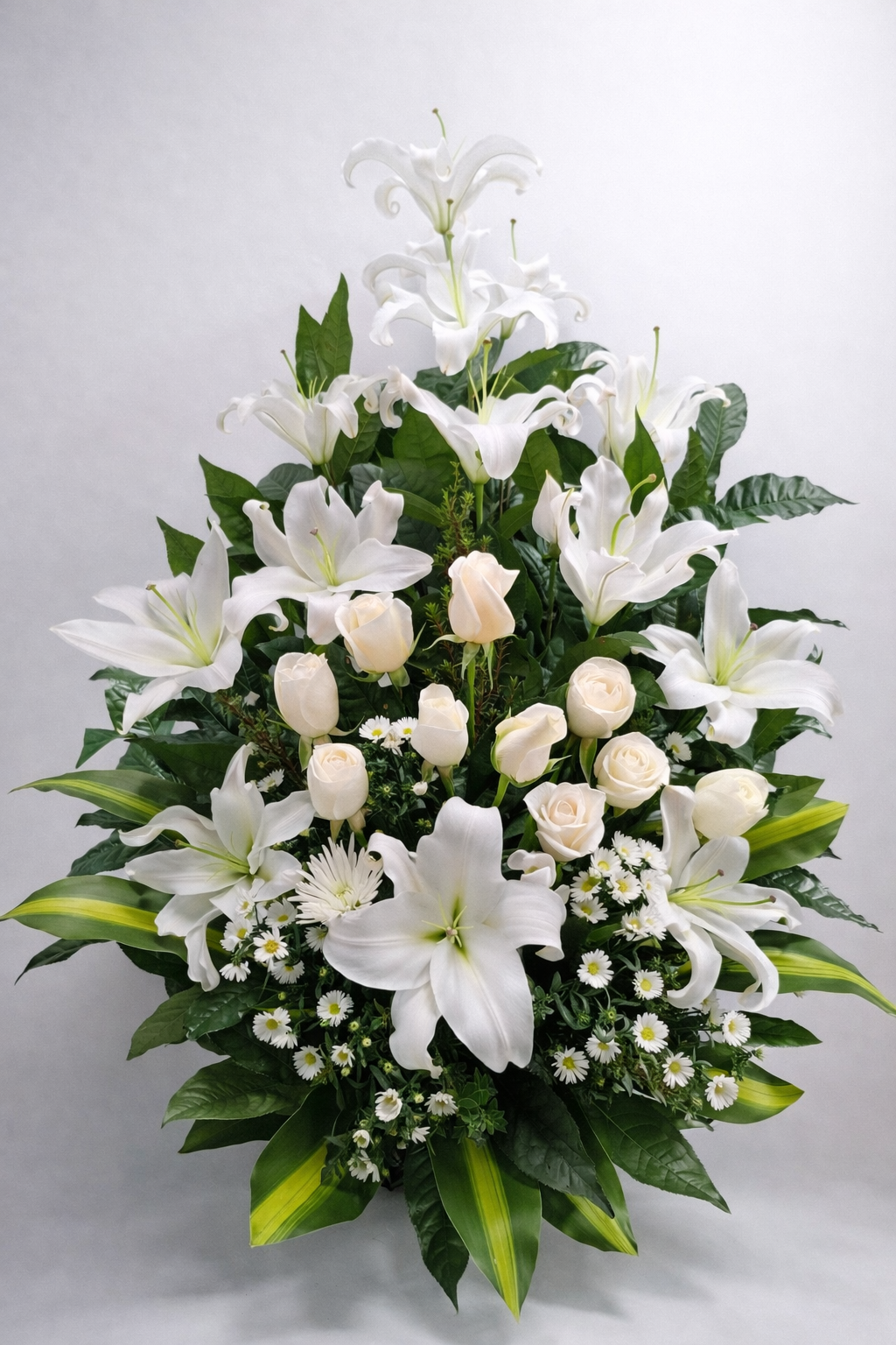 Consuelo Blanco de Lirios Blancos | ACO-001 1