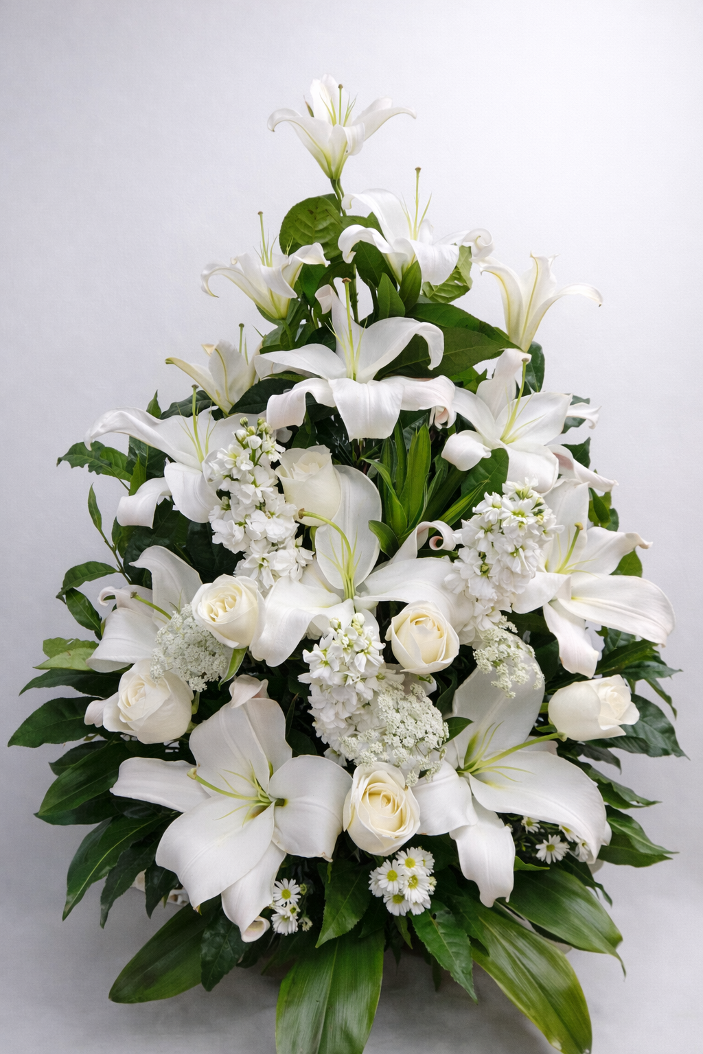 Catedral Blanca de Lirios Blancos | ACO-005 1