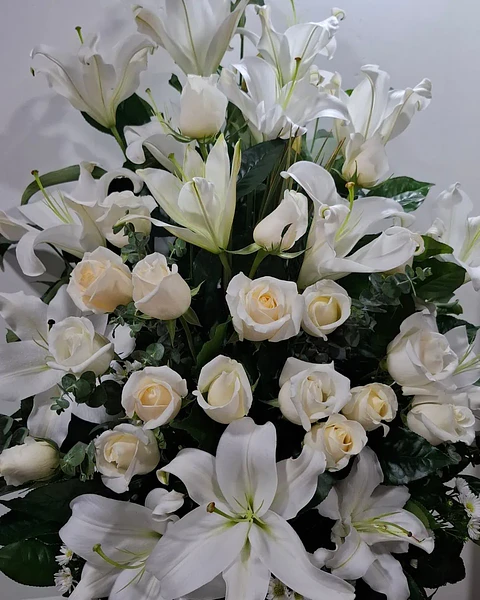 Alba Eterna de Lirios Blancos | ACO-012