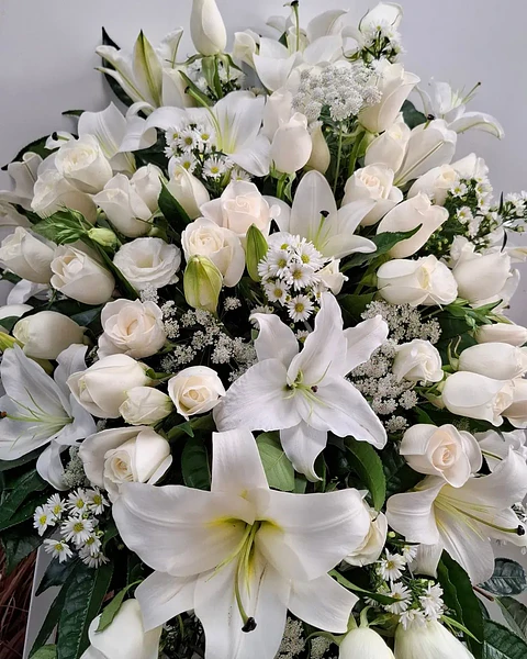 Paz Eterna de Lirios Blancos | LAG-008