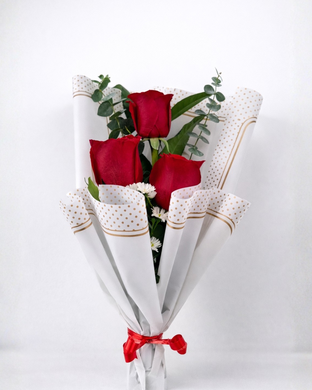 Trío Rubí con Rosas Rojas | RAM-066 1