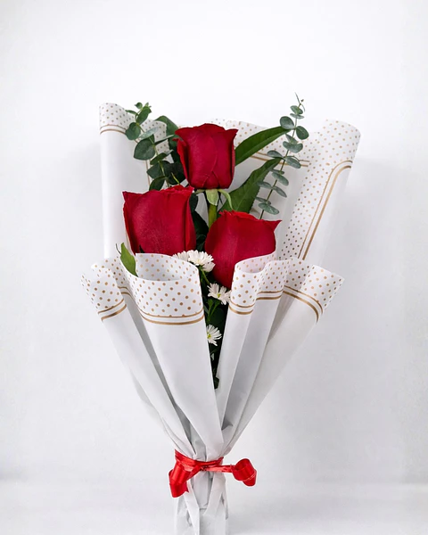 Trío Rubí con Rosas Rojas | RAM-066