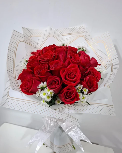 Rojas con Rosas Rojas | PRS-833