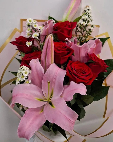 Eclipse con Lirios Rosados | PRS-763