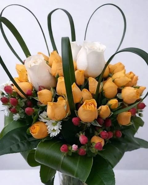 Caléndula en Florero Elegante | FLR-016