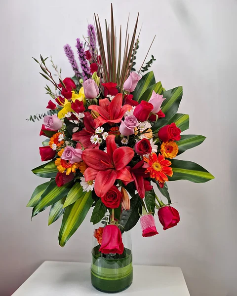 Carmesí en Florero Elegante | PRS-779