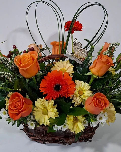 Ámbar en Canasta Floral | CAN-026