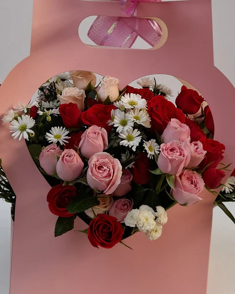 Cupido en Carterita Floral | OCC-003
