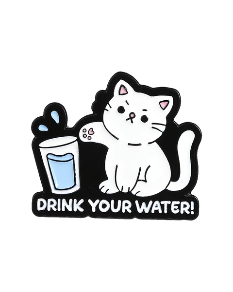 Pin Metálico Gatito botando agua rebelde