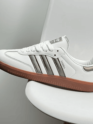 Zapatillas Sam ba blamcas lineas doradas oscuras 