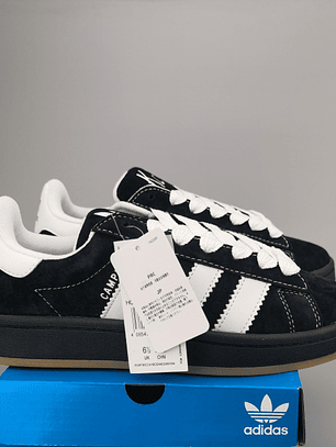 Zapatillas CAM PUS negras costuras blancas ko rn 