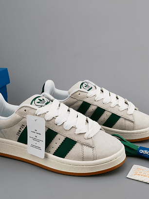 Zapatillas CAM PUS beige líneas verdes 