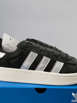 Zapatillas CAM PUS negras líneas plateadas 