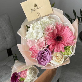 Luxury bouquet for mom