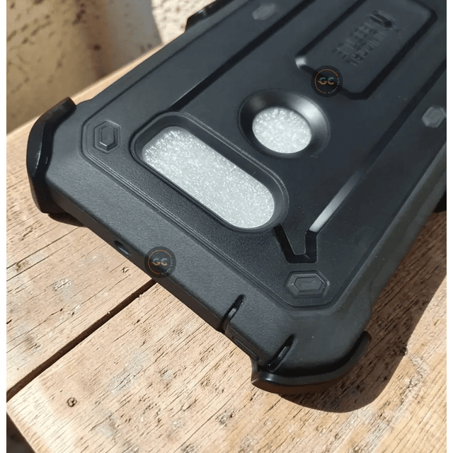 Case LG V35 ThinQ / V30 Plus Supcase UB Pro Funda Militar con Clip para Correa y Soporte