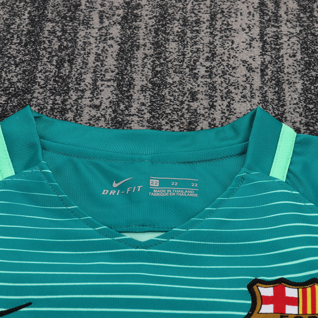 Retro Kids: 16-17 Futbol Club Barcelona Third Stadium 4