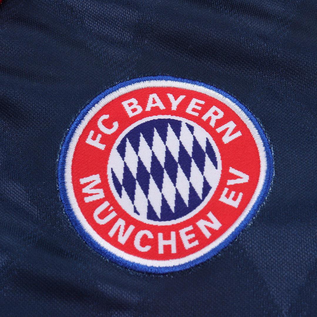 Retro Kids: 97-99 Bayern München Home 6
