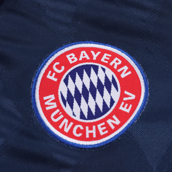 Retro Kids: 97-99 Bayern München Home 6
