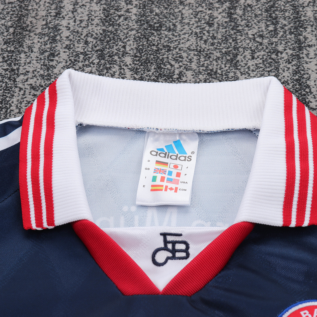 Retro Kids: 97-99 Bayern München Home 8