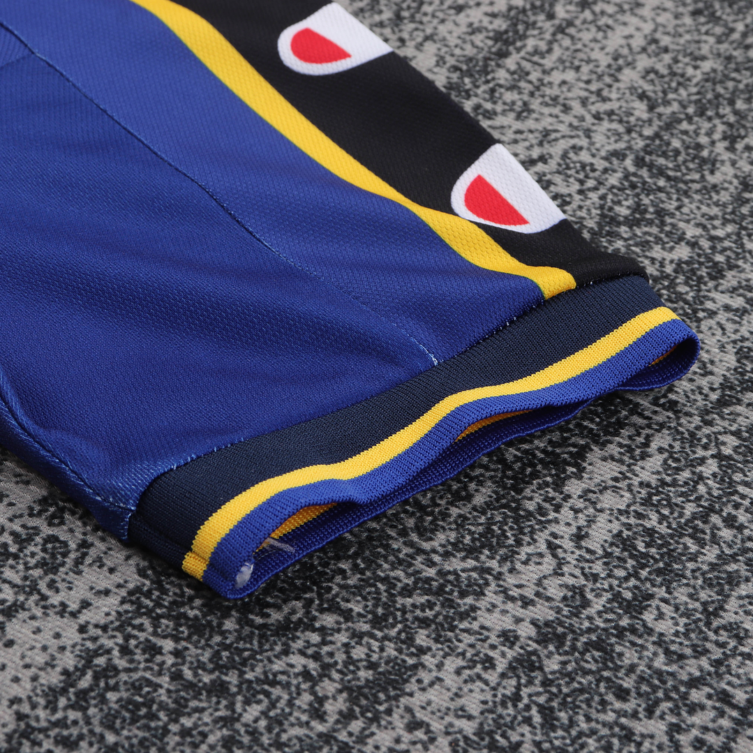 Retro Kids: 01-02 Parmaa Home 8