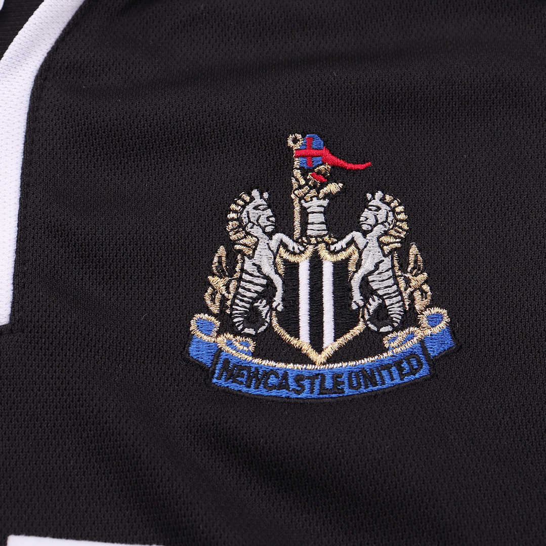 Retro Kids: 00-01 Newcastle United Away 7