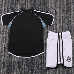 Retro Kids: 00-01 Newcastle United Away