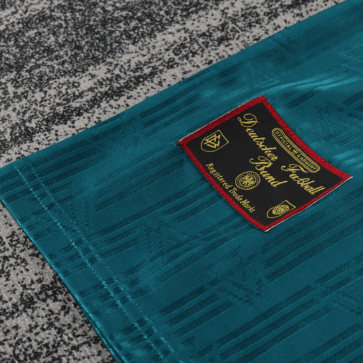 Retro Kids: 1996 Germany Away 11