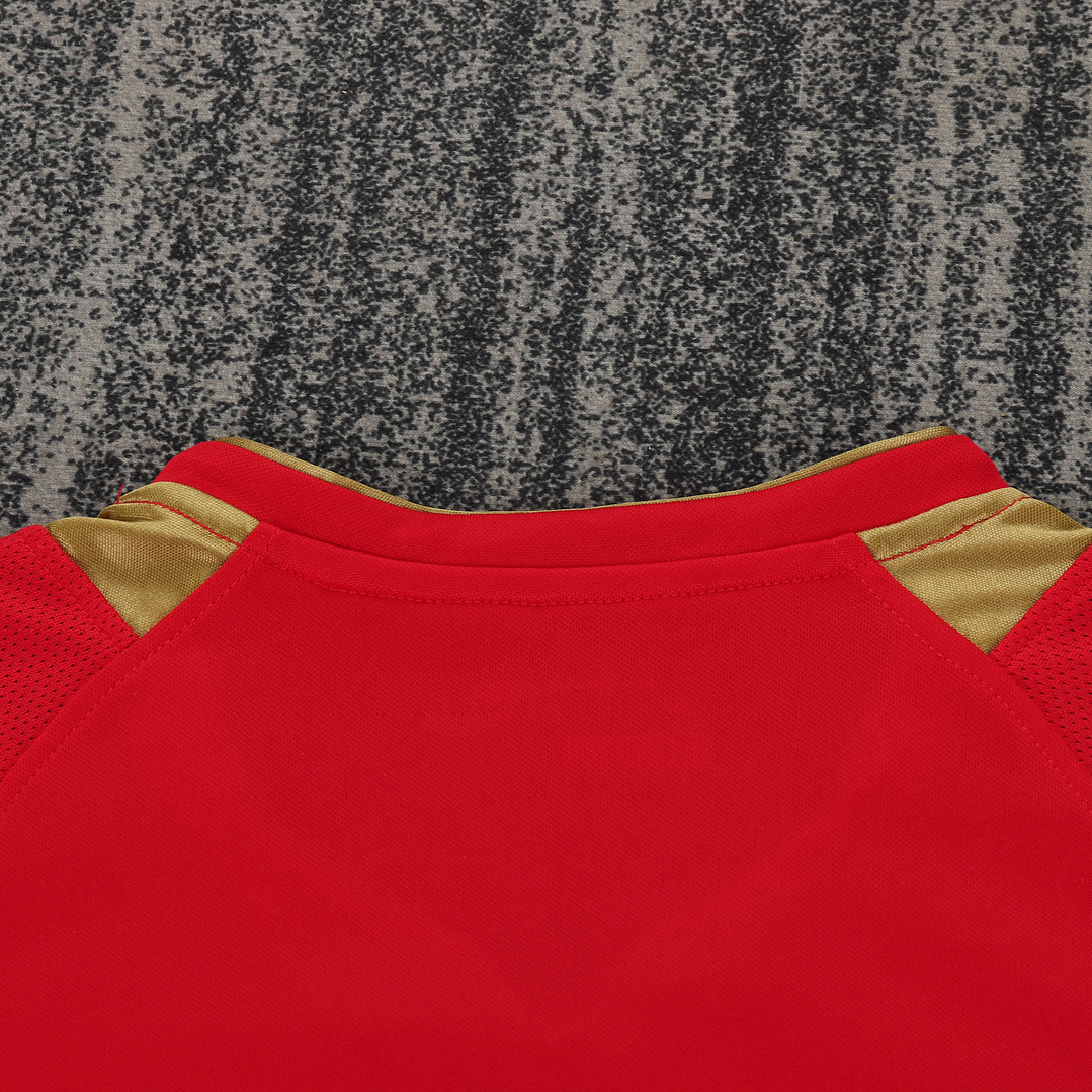 Retro Kids: 05-06 Liverpool Home 8