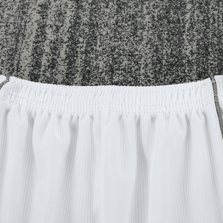 Retro Kids: 2000-2001 Manchester Away 9