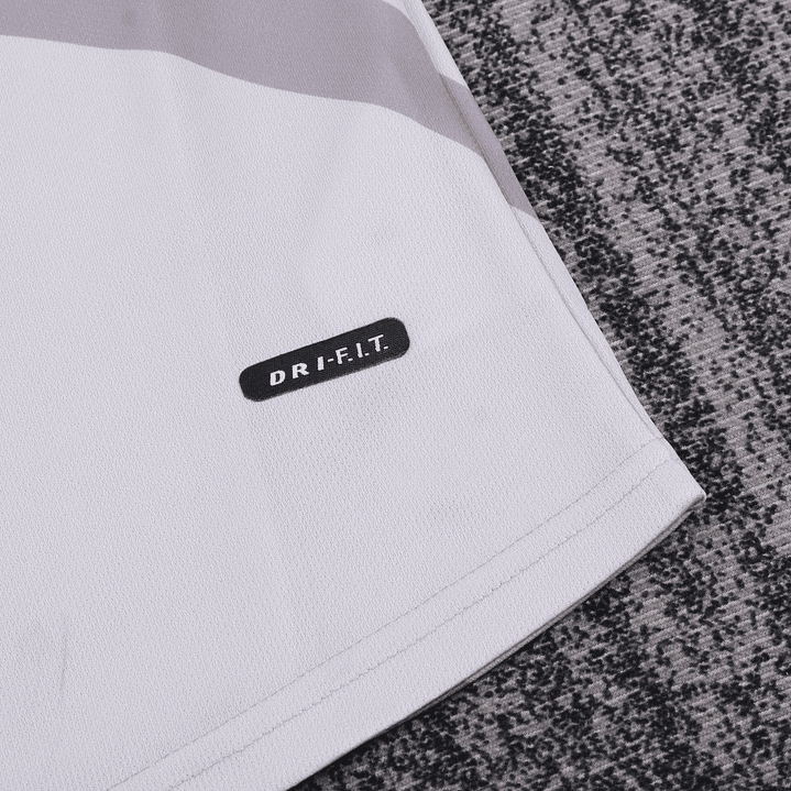 Retro Kids: 2001-2002 Paris Saint-Germain Away 8