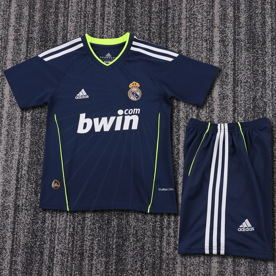 Retro Kids: 2010 Real Madrid Away 1