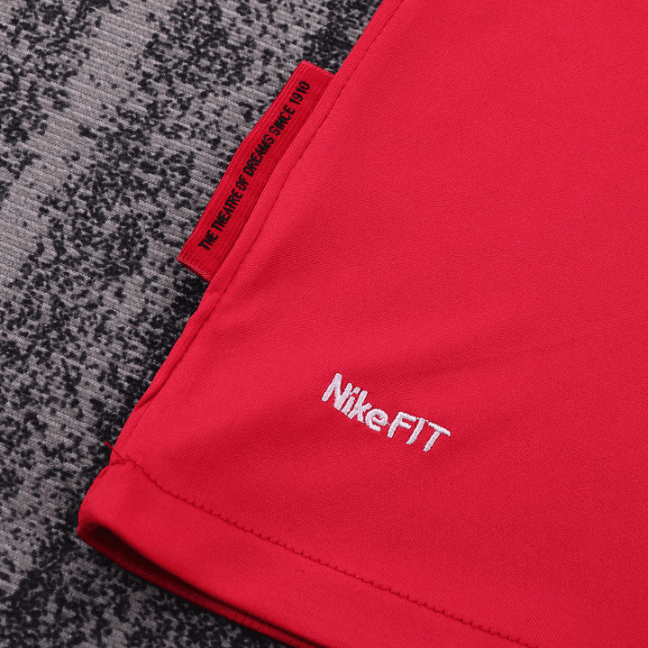 Retro Kids: 2010 Manchester Home 3