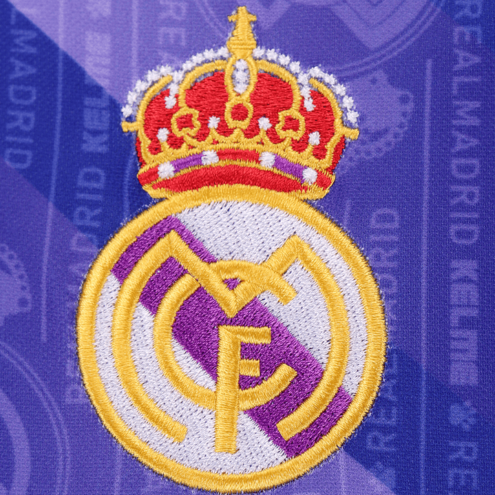Retro Kids: 1996-1997 Real Madrid Away 9
