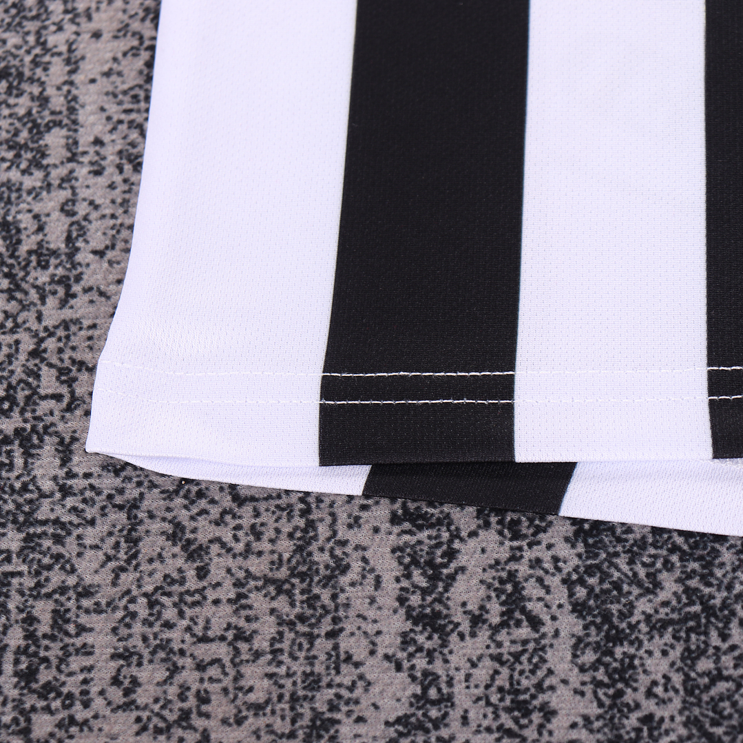 Retro Kids: 1997-1999 Newcastle Home 14