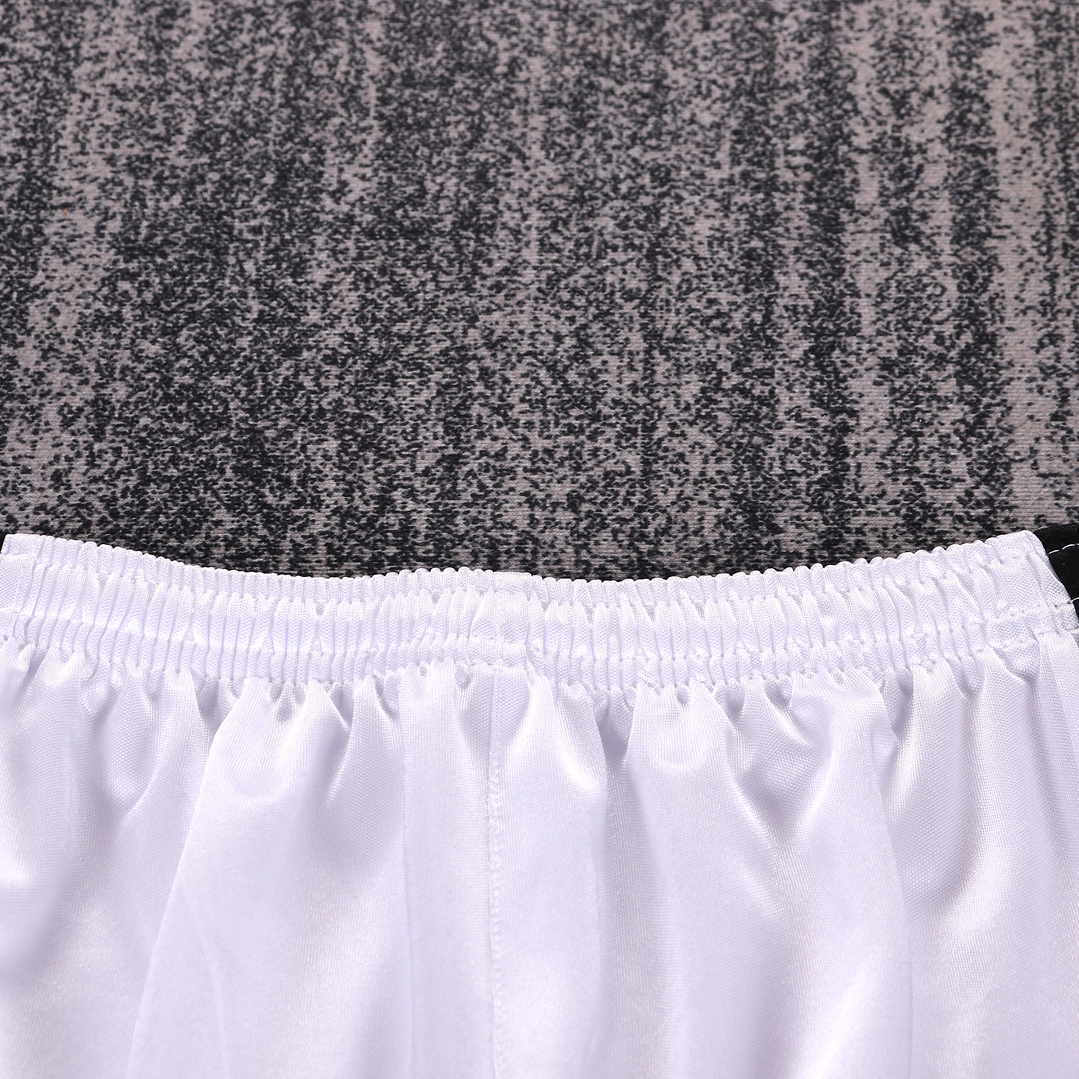  Retro Kids: 2004-2005 Real Madrid Home 7