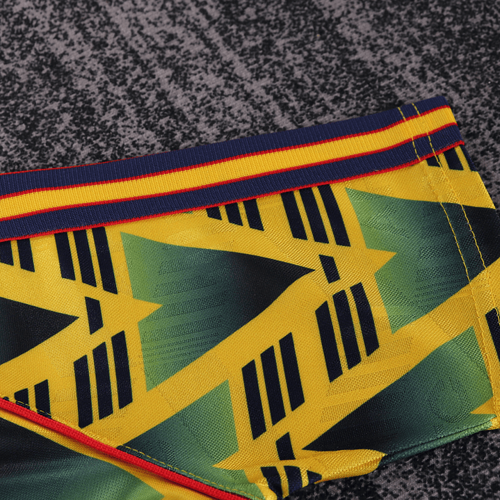 Retro Kids: 1991-1993 Arsenal Away  11