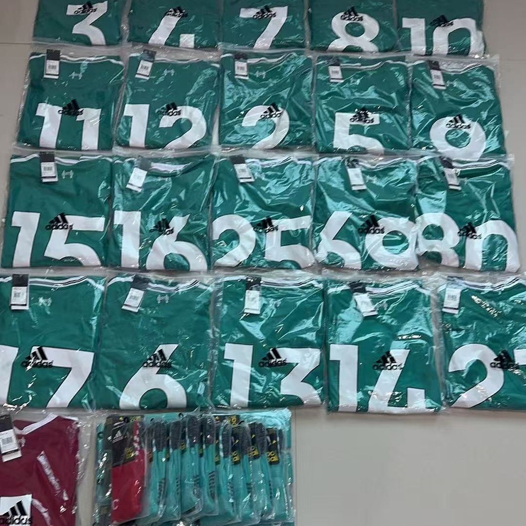 Football jersey collectible boxes: 1 piece, 2 pieces, 3 pieces, 4 pieces, 5 pieces 5