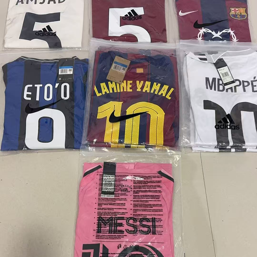 Football jersey collectible boxes: 1 piece, 2 pieces, 3 pieces, 4 pieces, 5 pieces 6