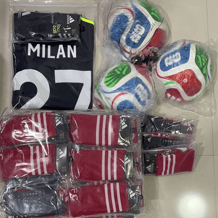 Football jersey collectible boxes: 1 piece, 2 pieces, 3 pieces, 4 pieces, 5 pieces 12