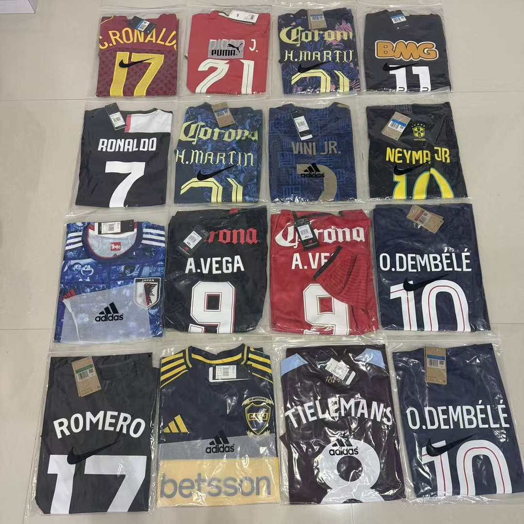 Football jersey collectible boxes: 1 piece, 2 pieces, 3 pieces, 4 pieces, 5 pieces 14